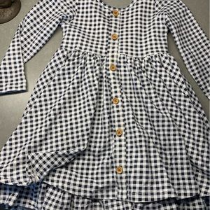 Sweet Honey Girls size 6 twirly checkered dress